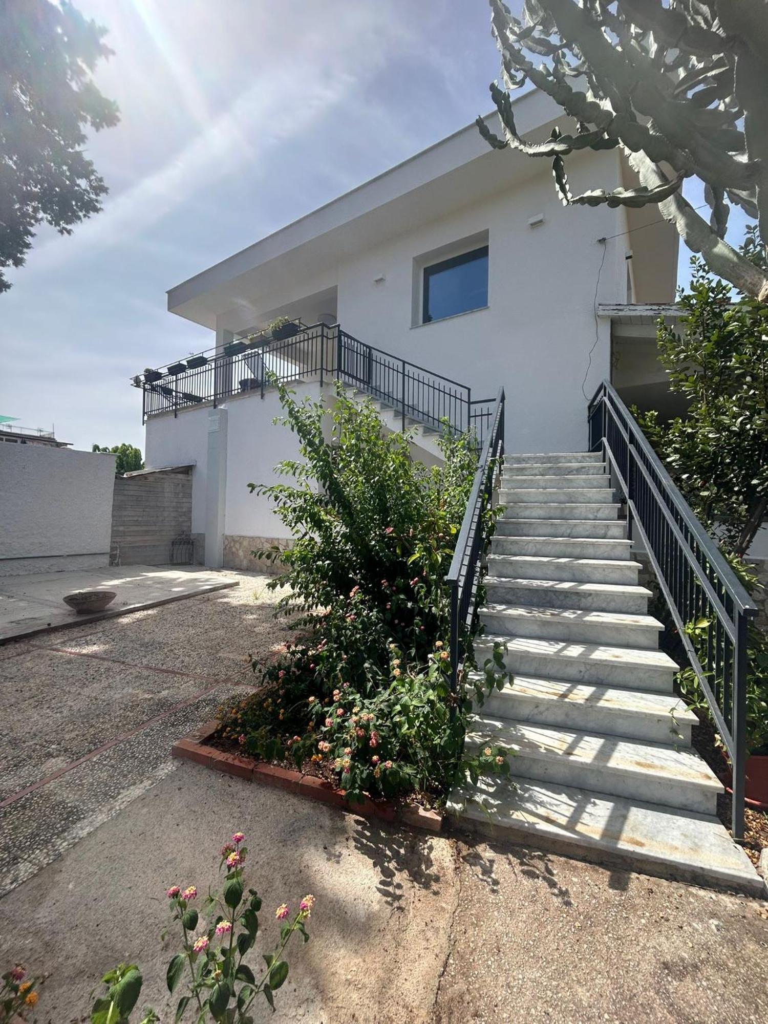 Mondello Felix - Appartamenti In Villa A 600M Dal Mare Zewnętrze zdjęcie
